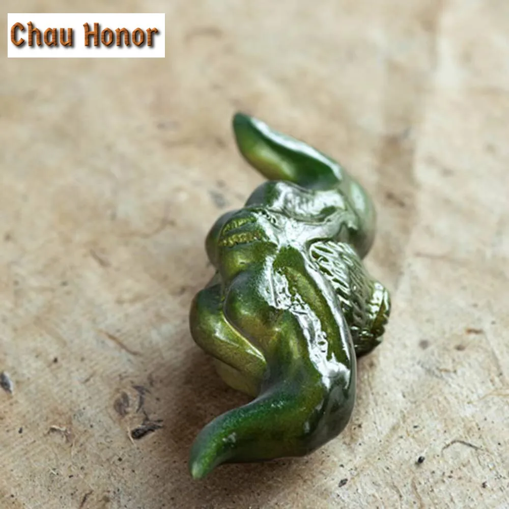 Handmade Zisha Tea Pet Color Changing Water Chestnut Fruit Tea Play Figurine Yixing Purple Clay Pen Holder Sculpture Decoration