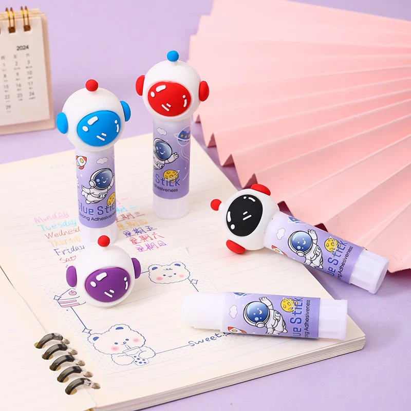 카와이 우주 비행사 솔리드 글루건 스틱, DIY 도구, 학생 수제 사무실 학교 용품, 로트당 16 개