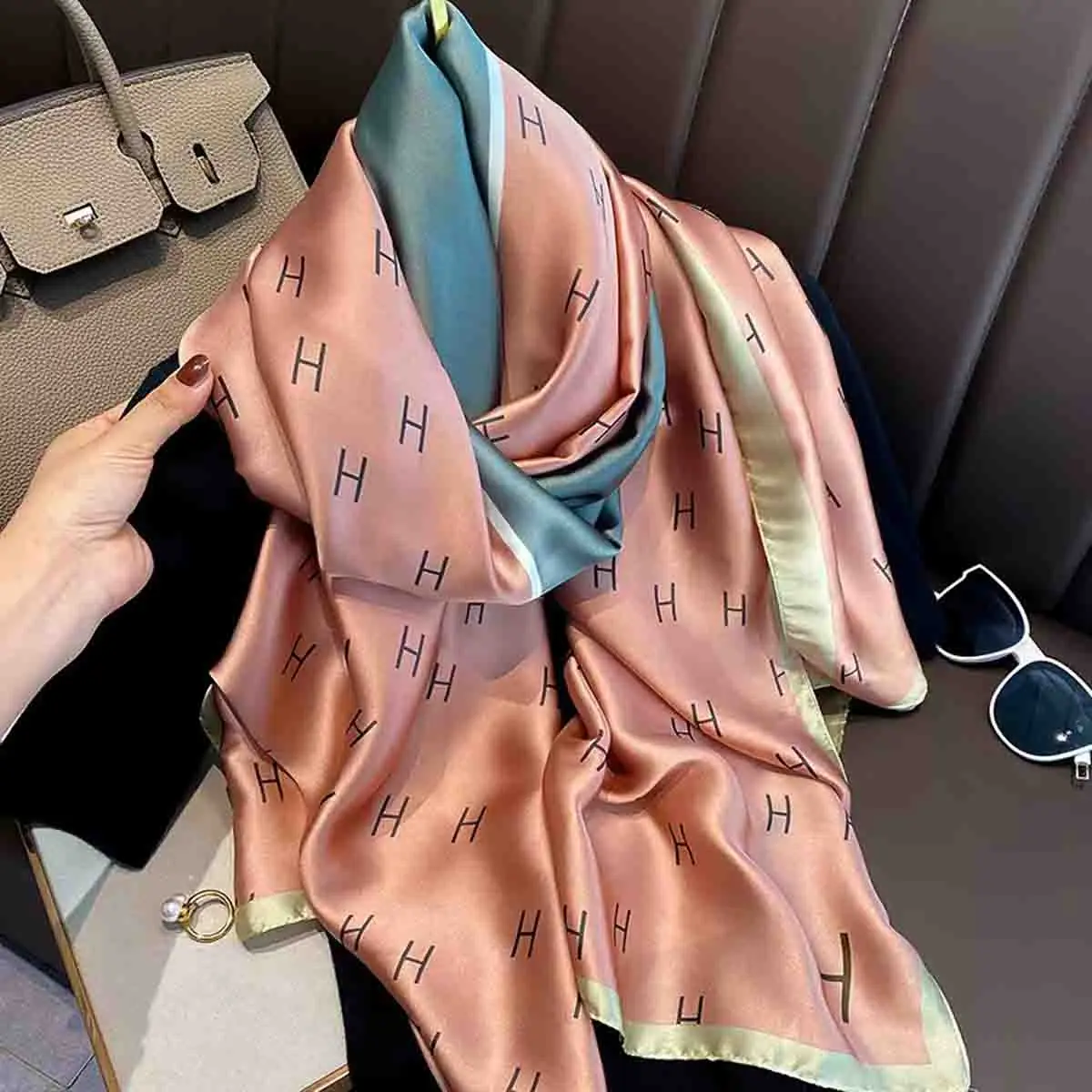 FKYBDSM Silky Scarves Pashmina Shawls Wraps of Evening Dresses Large Sunscreen Shawls And Beach Scarves feather scarf scarf accessories women tassel shawl