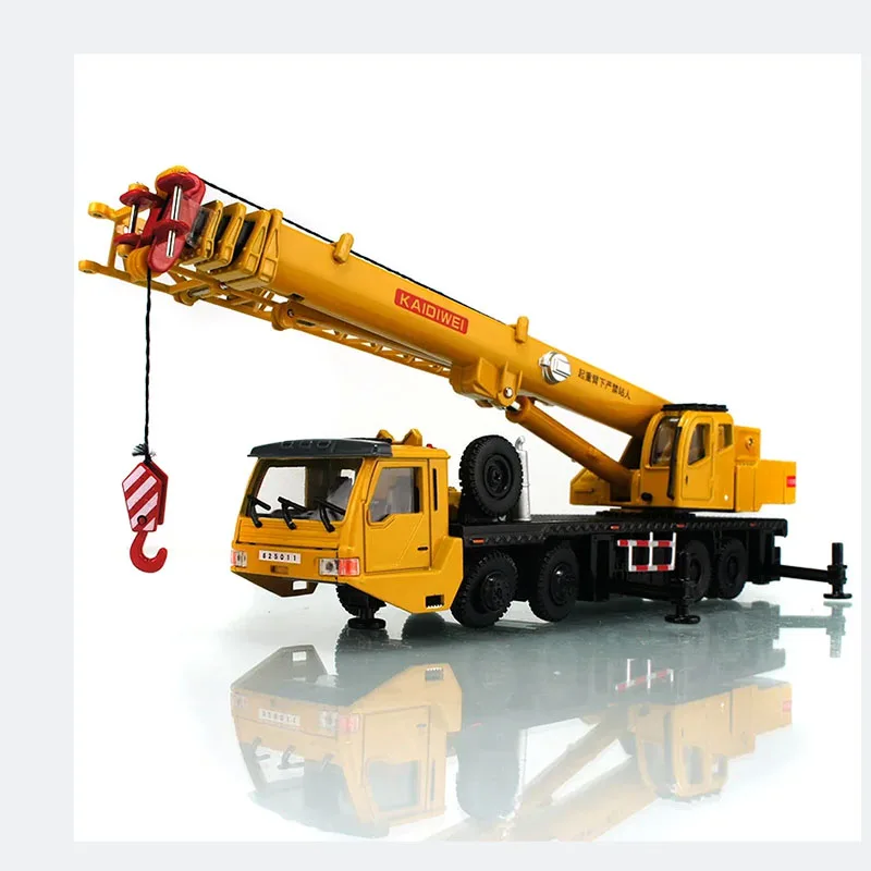 

1:55 Alloy Sliding Construction Crane Truck Model Toys For Children's Educational Toys Free shipping