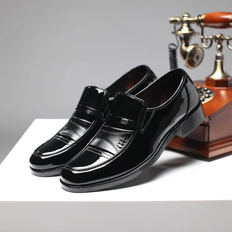 Men Designer Loafers Oxford Shoes for Formal Fashion Round Toe Business Wedding Dress