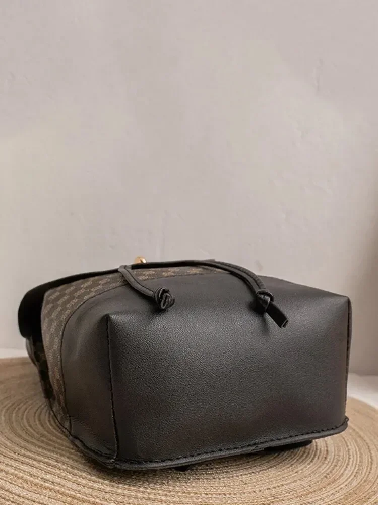 Mini Shoulder Bag PU Leather Portable and Slim Large Capacity Shoulder Cell Phone Backpack for Women