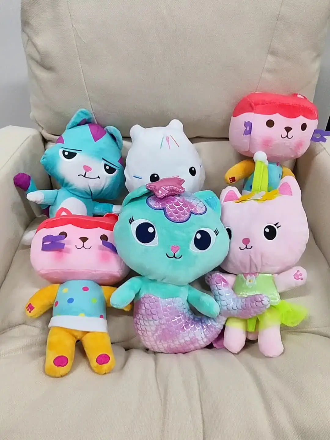 Pluszaki Zwierzęta Gabby's Dollhouse Urocze Pluszowe Zabawki Gaby Pluszowy Kot Domowy Lalka Kreskówkowa Wypchane Zwierzęta Syrenka Kot Pluszowe Lalki Dla Dzieci