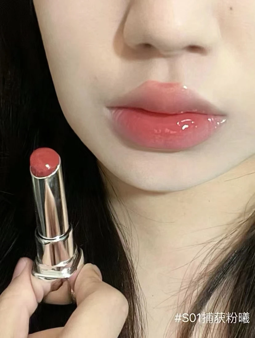 Description Picture 4 of itemPink Bear Water Essence Solid Lipgloss Moisturizing Mirror Lip Glaze LipSugar Light Lipstick Light Sensation Beauty Makeup