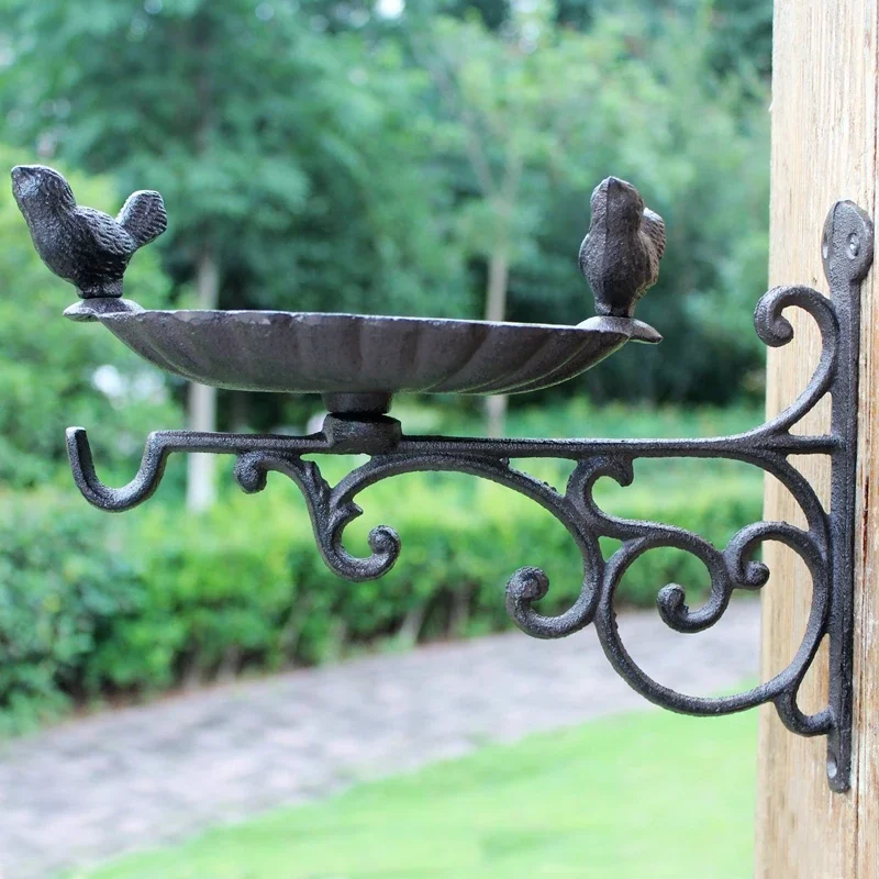 

Couple Birds Around Wall Mounted Cast Iron Bird Feeder Metal Plate Retro Heavy Metal Wall Bird Bath With Hook