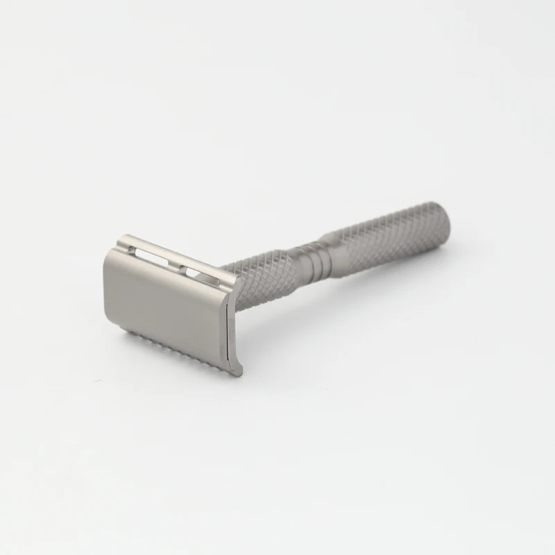 YAQI Ghost  90DC Cross Grain Pattern Titanium Light Weight Safety Razor 3