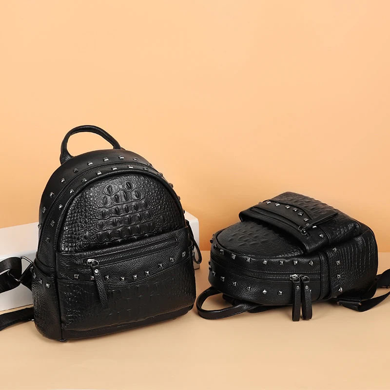 100% Real Leather Women Backpack Rivet Female Daily Crocodile Pattern School Bag for Girls Teenagers Travel Bag Leather rucksack 5