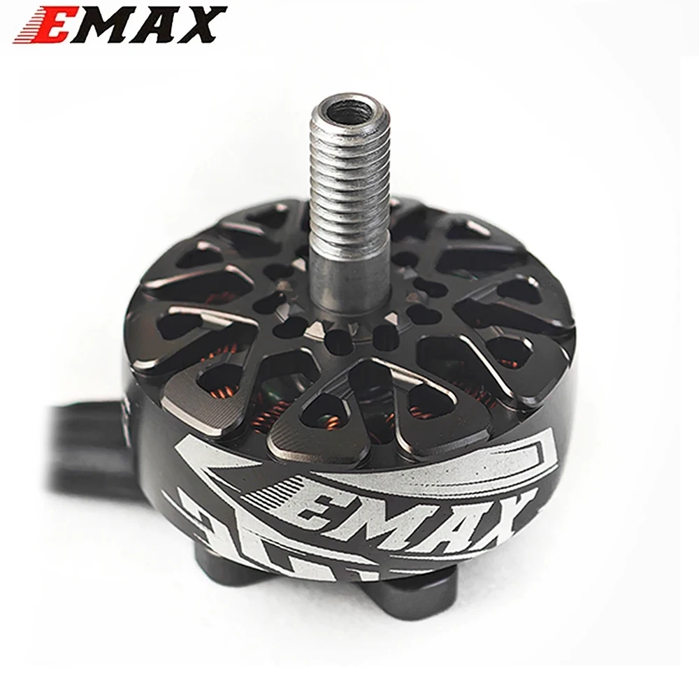 EMAX ECOIII 2207 1700KV / 1900KV / 2400KV 3-6S Brushless Motor Compatible 5-5.5inch Propellers for 5inch RC FPV Racing Drone