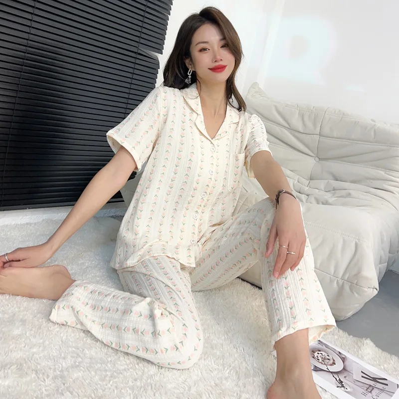 

Women Cotton Short-sleeved Trousers Pajama Set Thin Gauze Casual Plus Size Home Clothes Lapel Flowers Print Loungewear 2 Piece
