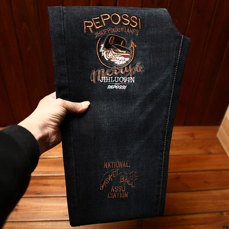 High-end affordable luxury embroidery jeans men's slim fit skinny2024new dark blue casual street trendy trousers