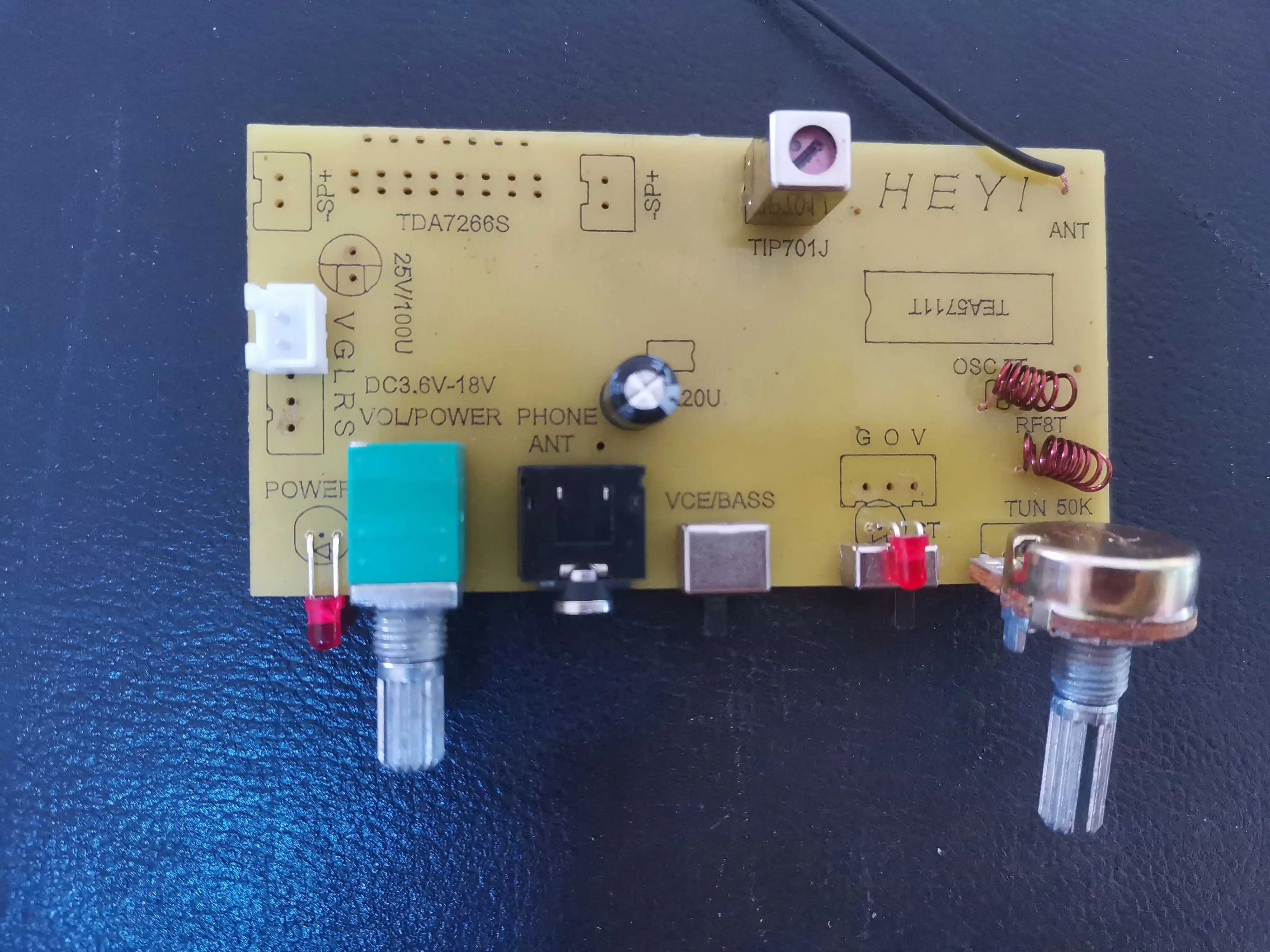 

TDA7266 Φ Высокая чувствительность FM Stereo