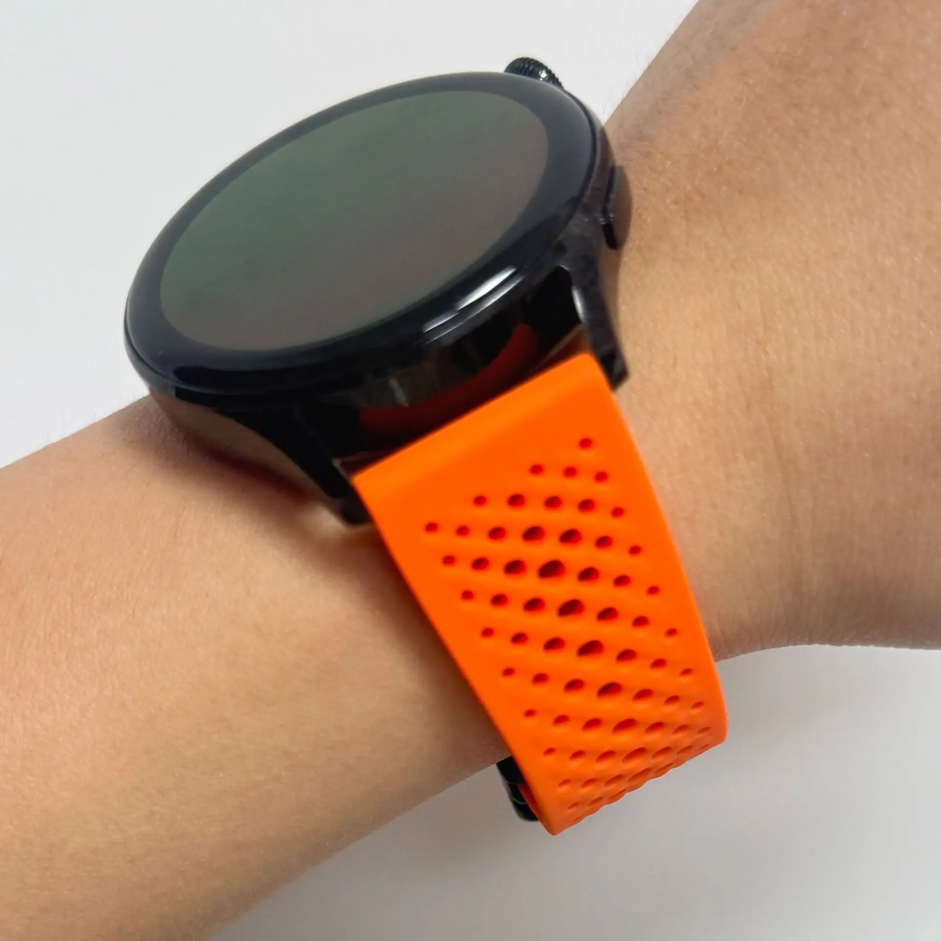 Breathable Soft Silicone Sport Watchband, 20/22mm Strap