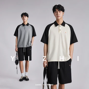 Completo da Uomo Estivo 2026: Polo a Maniche Raglan Color Block e Pantaloncini Casual con Mini Logo Ricamato