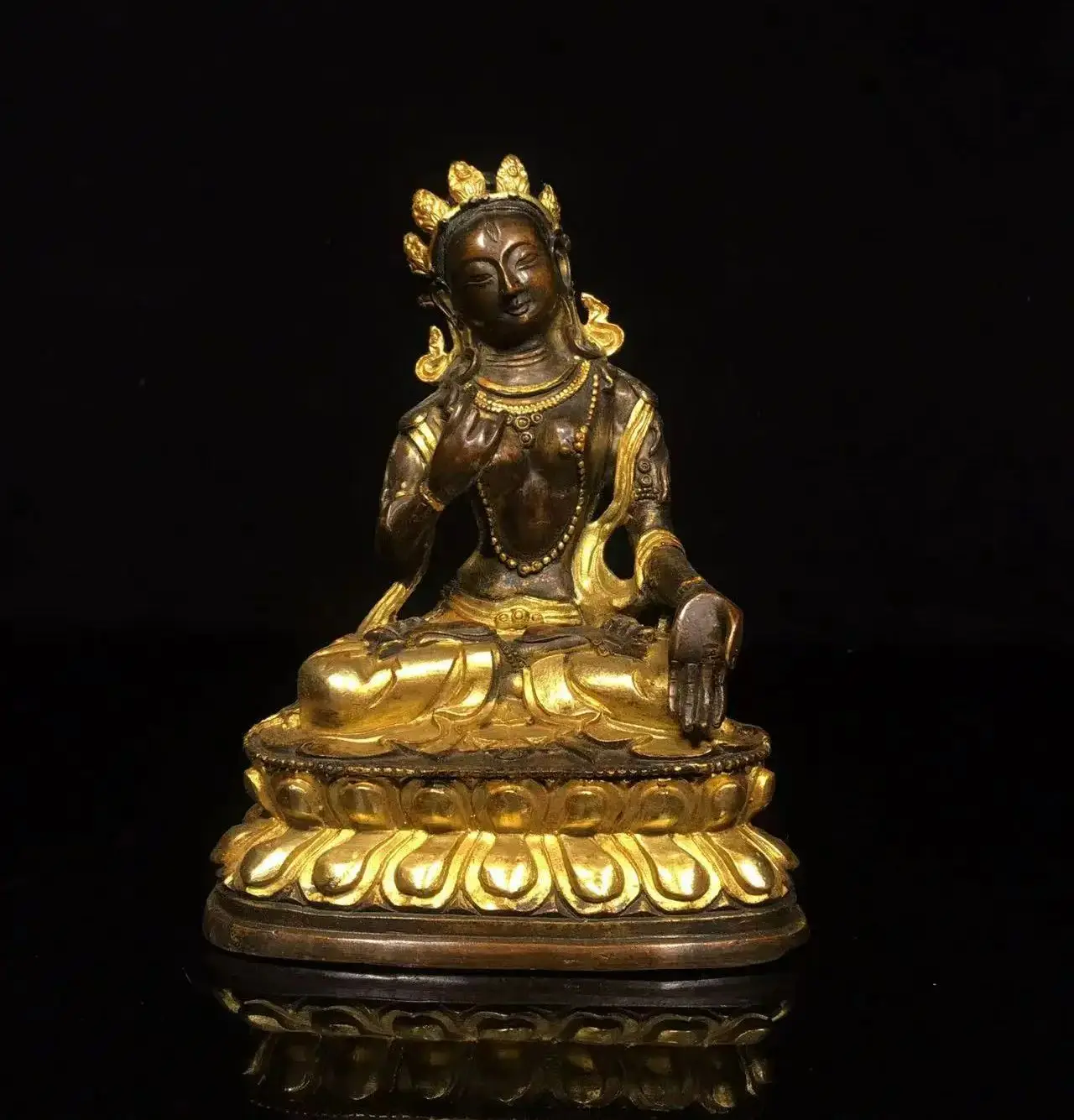 

Rare old Handmade copper green Tara Buddha statue,#31,Free shipping