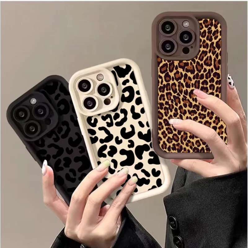 Luxury Leopard Print Silicone Phone Case - Stylish Protective Cover