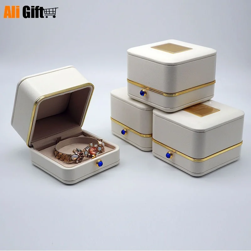 

New Fashion Metal Ring Boxes Proposal White Jewelry Box European Creative Gifts Decoration Accessories Prop Makeup Organizer