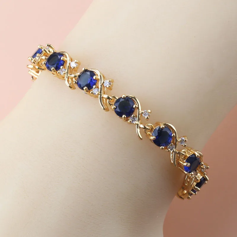 Braccialetti impilabili in acciaio inossidabile placcato oro 18 carati con zirconi cubici di lusso leggero per regalo di gioielli di moda da donna  36