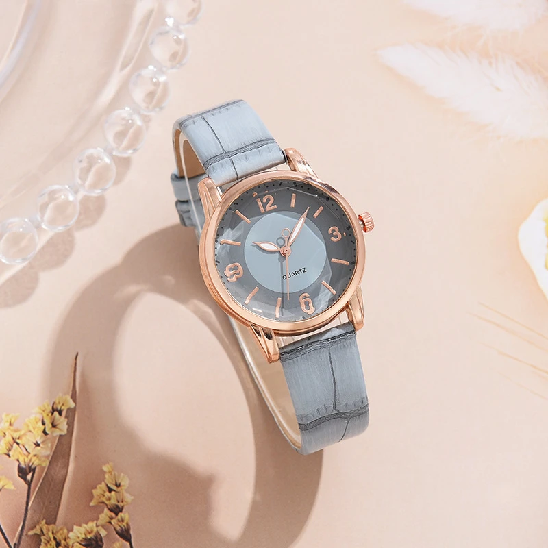 Fashion PU Leather Wristwatch For Women main image 1