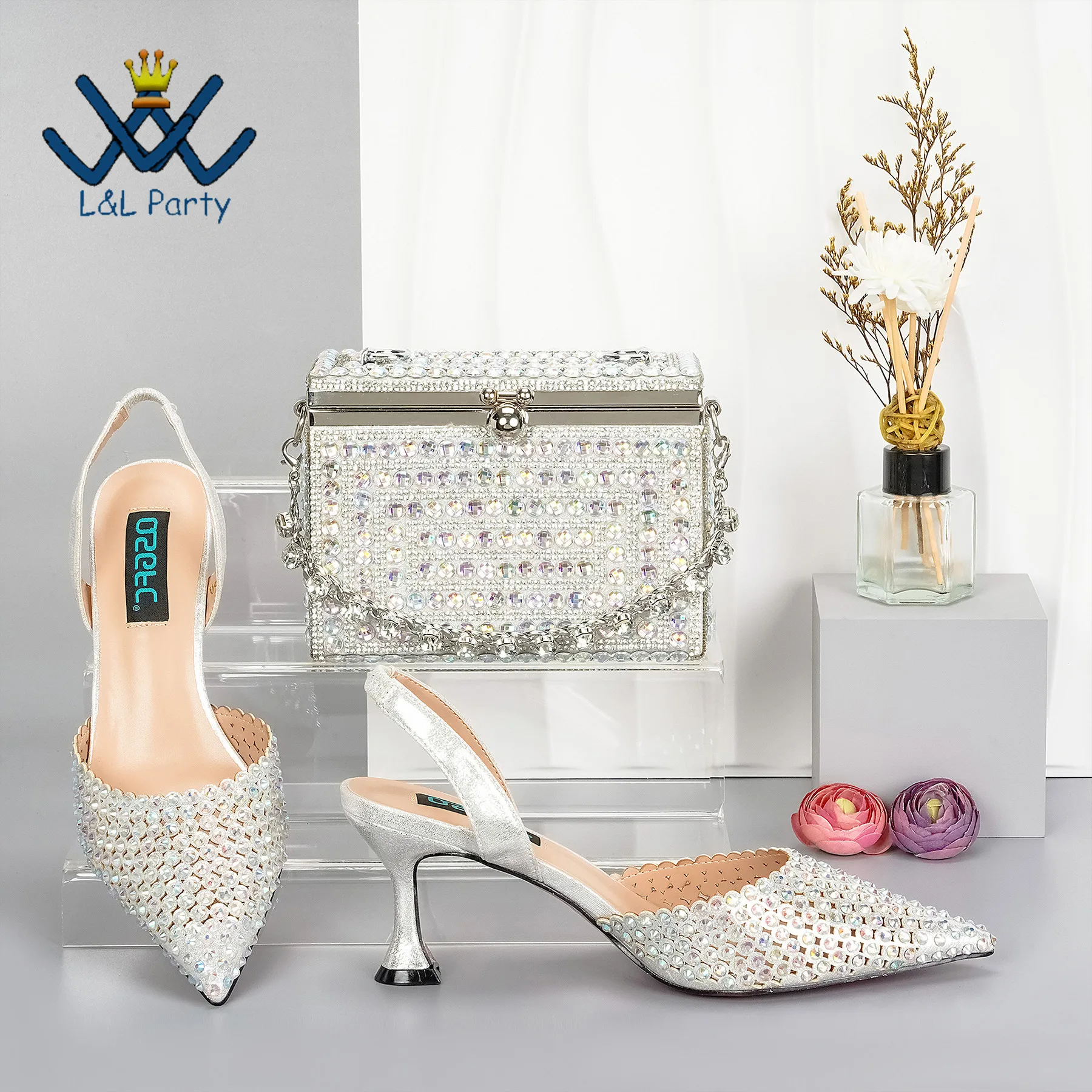 Navy Blue Color 2024 Autumn New Coming Hot Sale Sweet Ladies Shoes and Bag Set Party Pumps with Shinning Crystal for Wedding