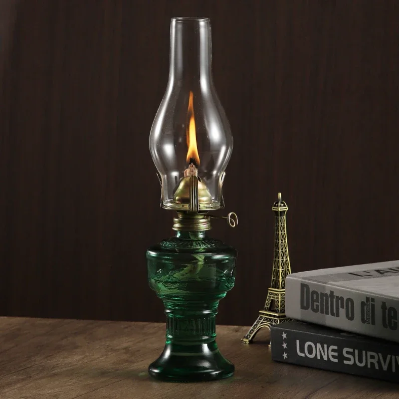 Rustic Oil Lamp Lantern Vintage Glass Kerosene Lamp Chamber Oil Lamps for Indoor Use Home Decor Lighting Oil Lantern