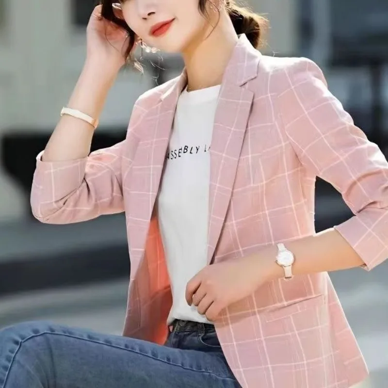 Spring and Autumn Women's Solid Color Suit Collar Pocket Button Plaid Slim Fit Long Sleeve Coat Fashion Elegant Casual Tops