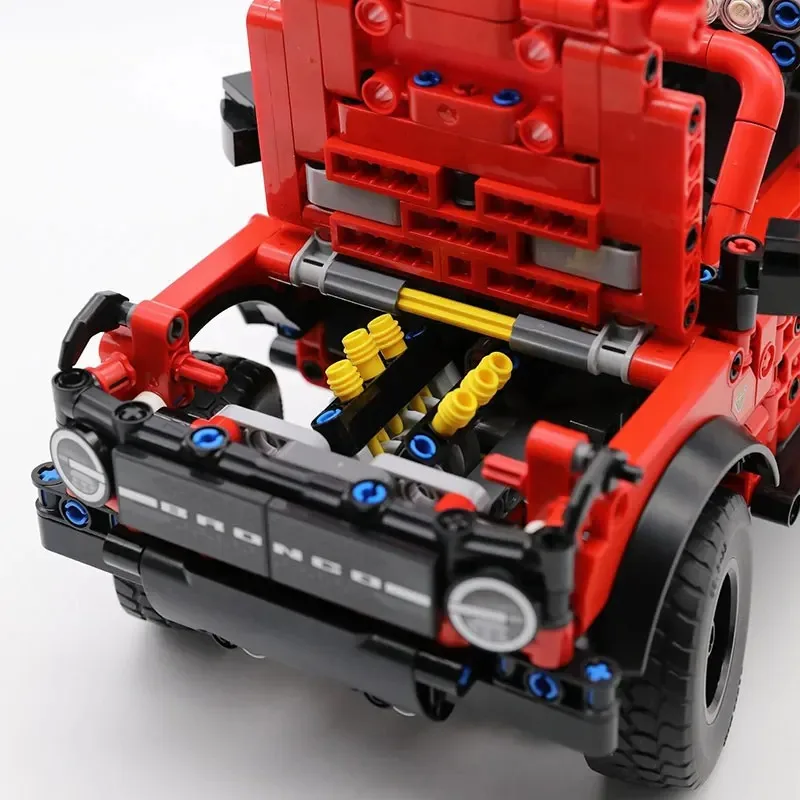 2026년 신제품 MOC 42213 |   943PCS 머스탱 SUV 조립 블록 |   완벽한 어린이 명절 선물 장난감