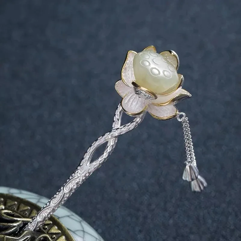 中国清時代 粉彩官女蓋物 口径16.5㎝ 東Y7-0616⭐︎2Fトヒト Natural Hetian white jade lotus hairpin tassel Chinese style