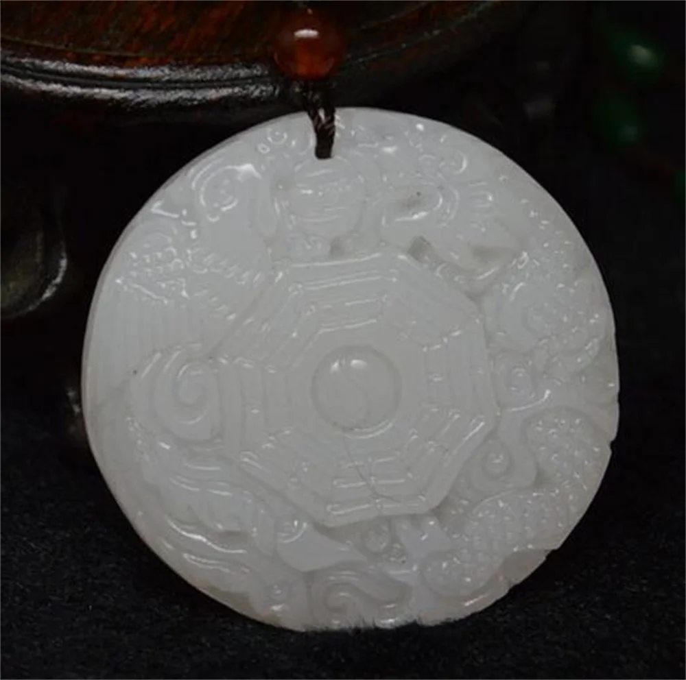 芸術的な中国の彫刻が施された白い石のチャーム,天然の白い石が