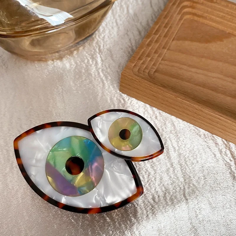 

Summer Korean Jen -ny Eyes Shark Clip Hair Accessories Advanced Hair Clips Hair Accessories