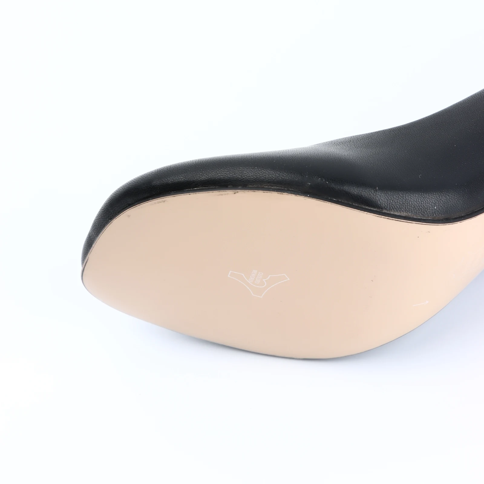 Рисунок 6 - Женские туфли-лодочки на шпильке