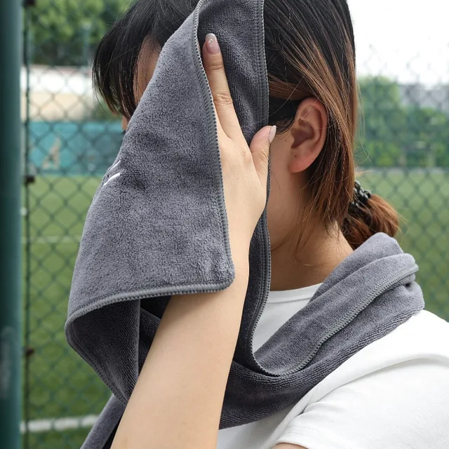 Sports Running Sweat Wipe Towel Swimming Gym Equipment Sweat Pad Towels Microfiber Sports Towel Men's and Women's Fitness Towel 3