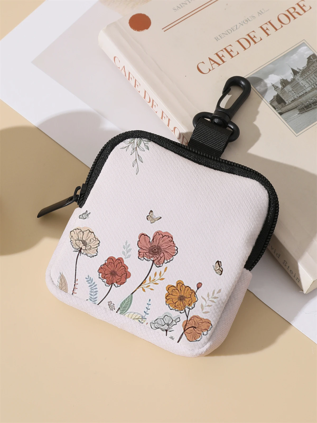 Large capacity coin wallets with floral patterns, digital printed coin wallets, and storage bags are ideal choices for gifts