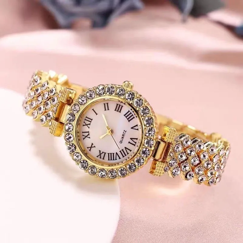 Women's Diamond Quartz Watch Elegant Fashion Ladies' Timepiece with Sparkling Quartz Movement