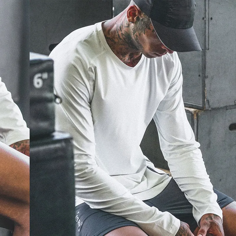 

Men's T-shirt Loose Round Neck Solid Color Quick-drying Breathable Long-sleeved Bottoming T-shirt Training Fitness Tee