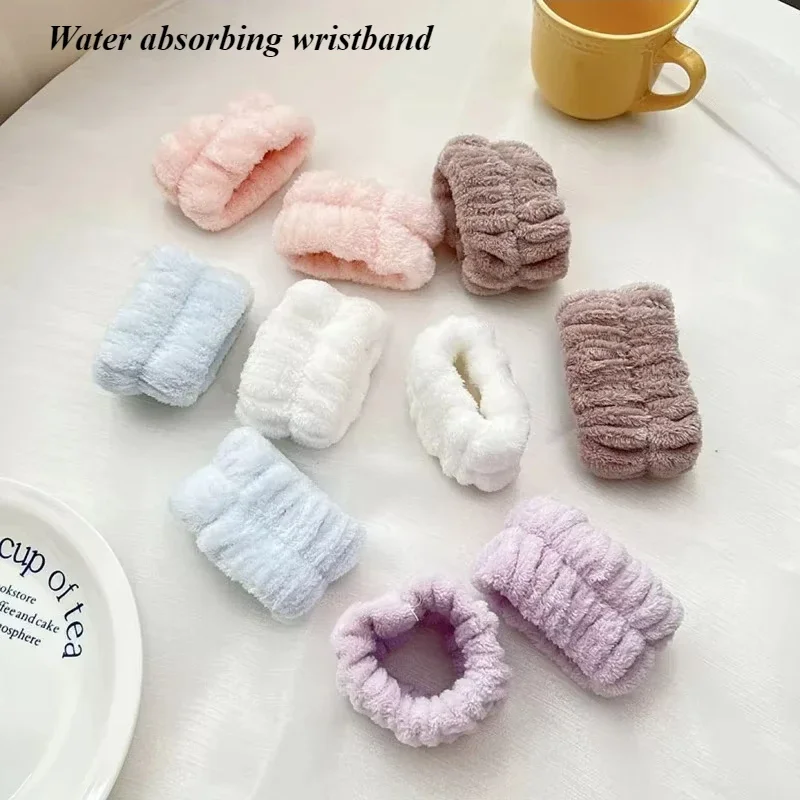 Washing Wristband Waterproof Oversleeves Face wash wrist with moisture-proof sleeve absorbent hand towel wrist spill-proof sleeve wash and water sports wipe