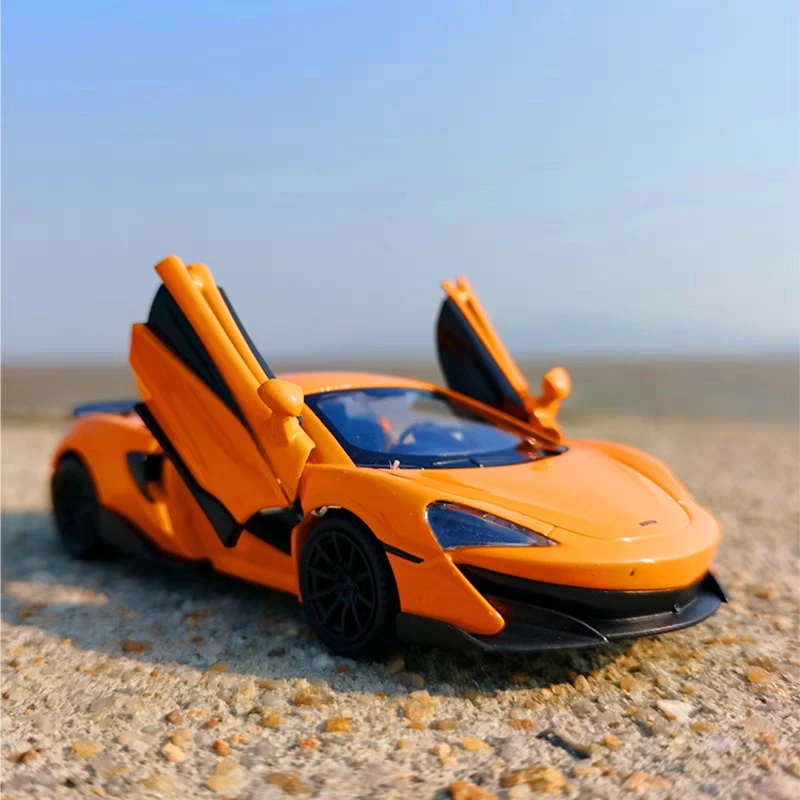 

UK Supercar Series McLaren 600LT Simulation Exquisite Diecasts & Toy Vehicles RMZ city 1:36 Alloy Car Model Gifts For Children