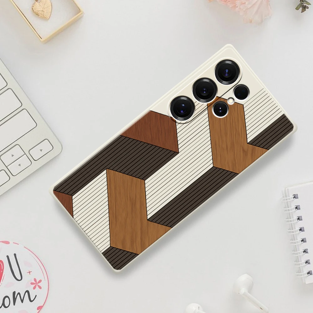Geometric Style Wooden Pattern Case front view