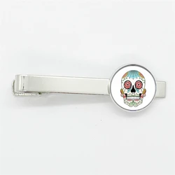 Vintage Skeleton Men Tie Clips Round Glass White Skull Design Tie Clips Wedding Gift Shirt Suit Jewelry Accessories Gift