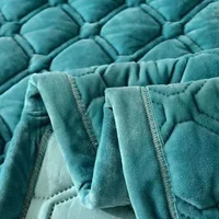 Solid Color Soft Velvet Quilted Bed Cover Blanket Short Plush Sofa Towel King Queen Size Anti-slip Bed Sheet 270x230cm Bedspread 4