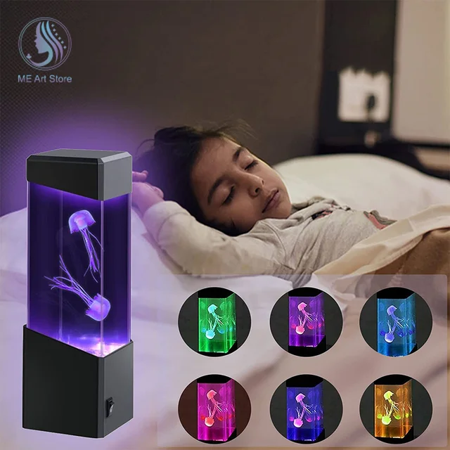 LED 해파리 라이트 용암 램프는 분위기를 조성하는 멀티 컬러 조명입니다.