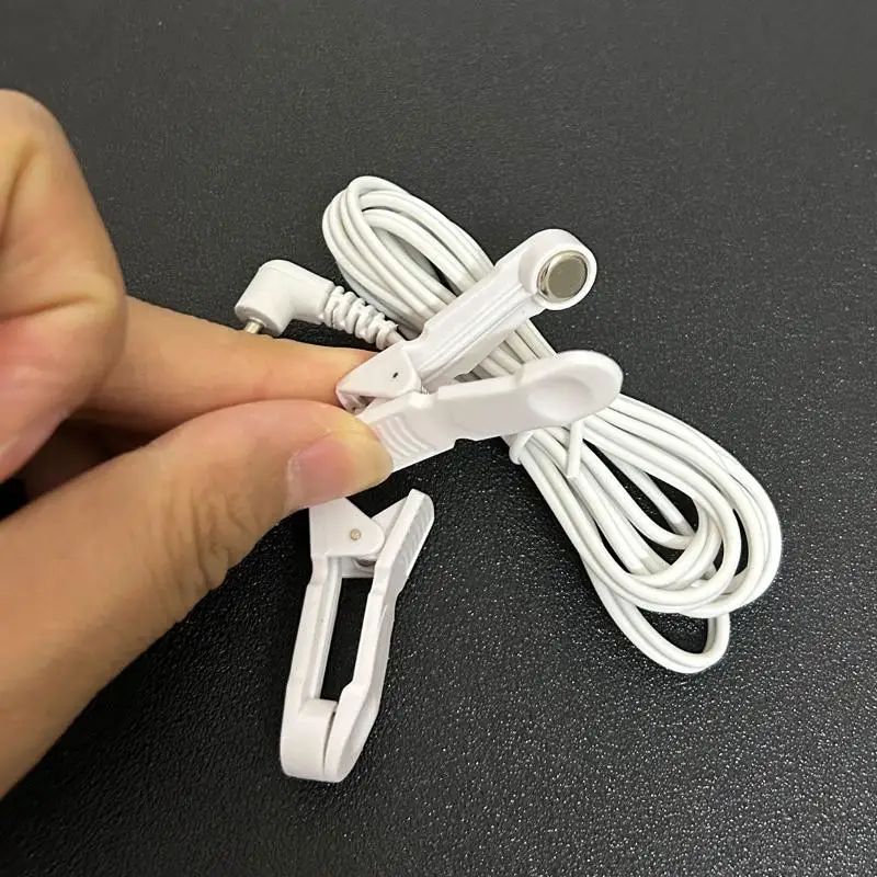 새로운 1Pcs 이어 클립 전극 리드 와이어 2.5mm 직각 플러그 TENS 펄스 치료 마사지 장치 용 듀얼 이어 클램프 케이블