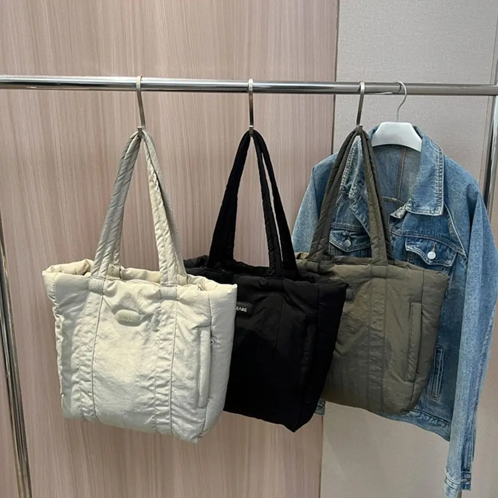 

Nylon Quilted Bag Fashion with Zipper Puffy Shoulder Bag Large Capacity Handbag Crossbody Bag Woman