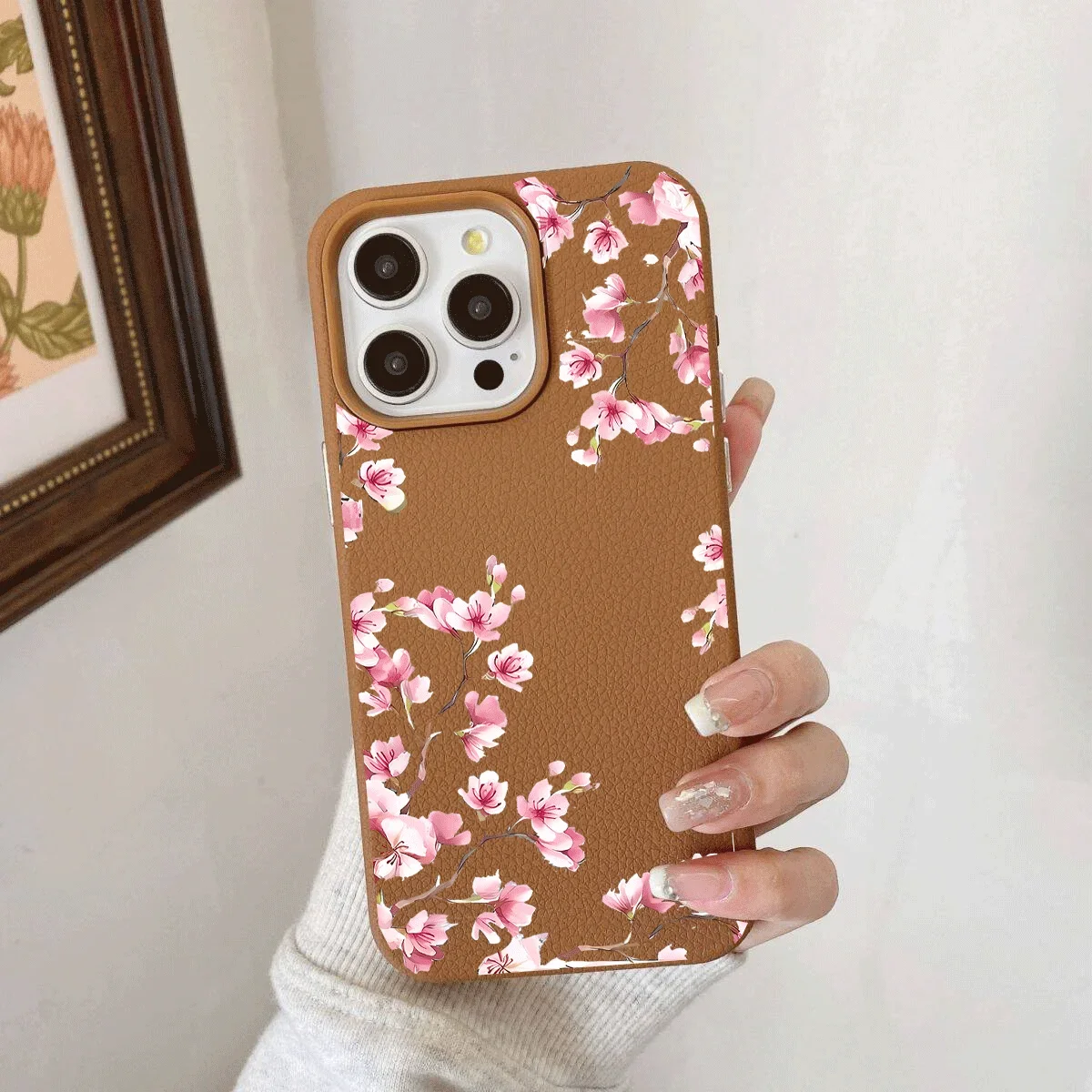 Elegant Flower Lichee Pattern Phone Case