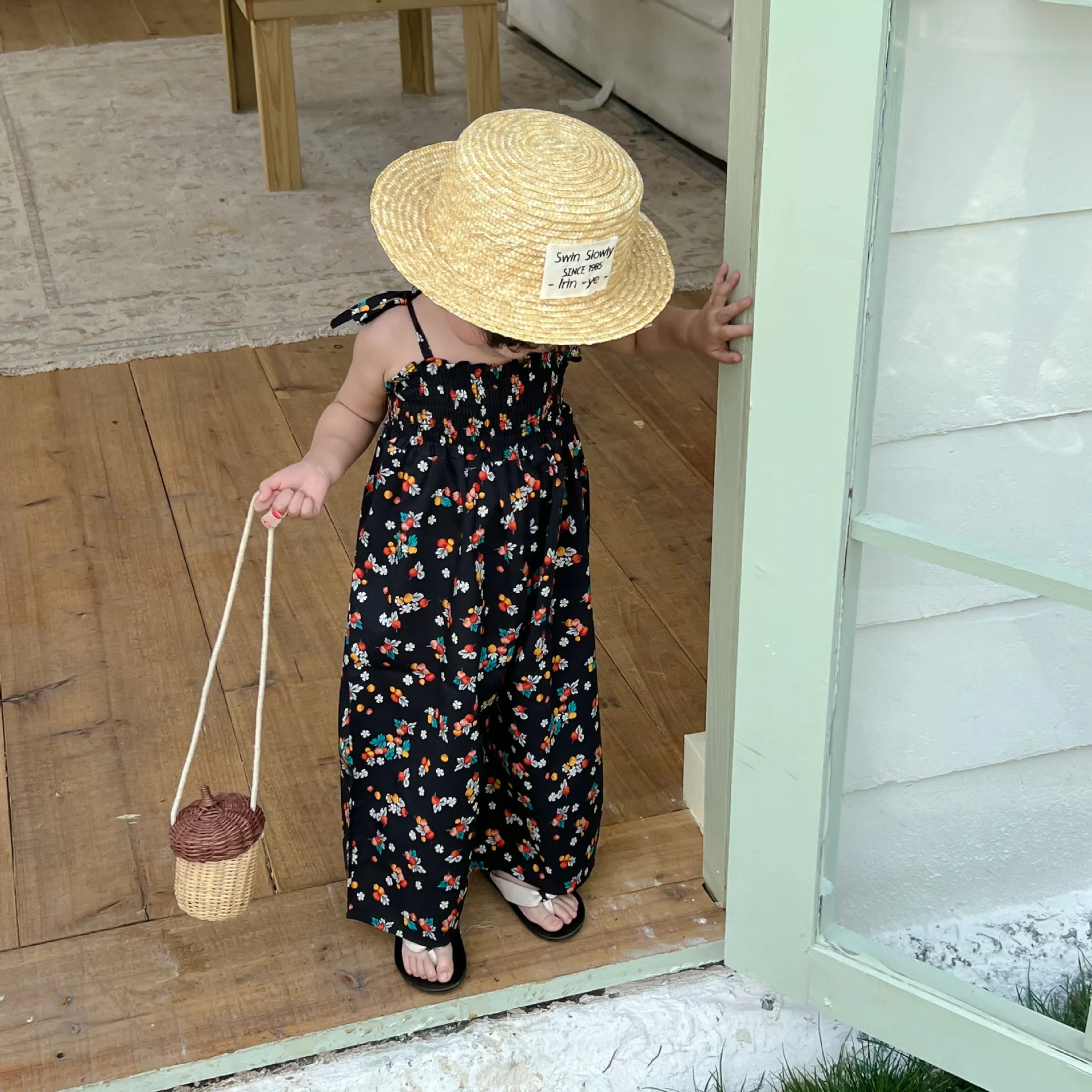 

2023 Summer New Children Clothes Baby Girl Floral Sling Jumpsuit Kids Toddler Sleeveless Suspenders Cotton Casual Wide Leg Pants