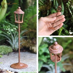 Vintage - Style Rusty Birdcage Ornament with Birds (Street Lamp Post)