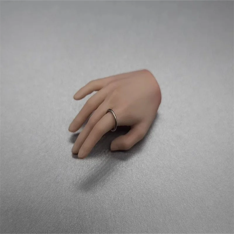 

Hot Sale 1/6 Female Fashion Soldier Accessories Mini Gold Ring Ornaments Model Fit 12'' Action Figure Body In Stock