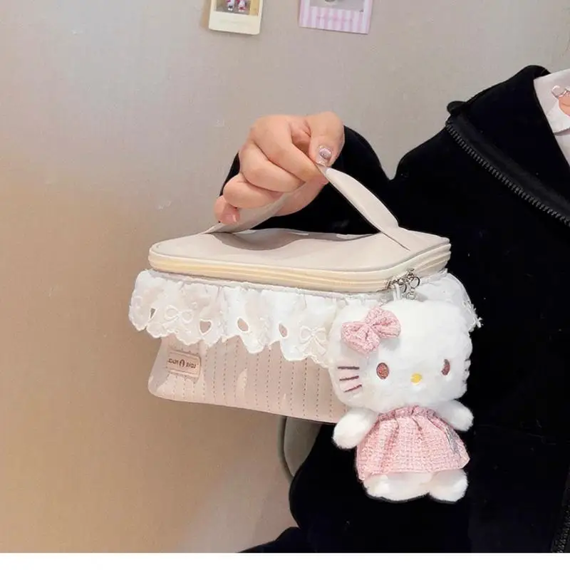 

Кружевная вместительная косметичка Hello Kittys, кожаная Милая ручная косметичка высокого качества, Портативная сумка для хранения, плюшевые игрушки Аниме