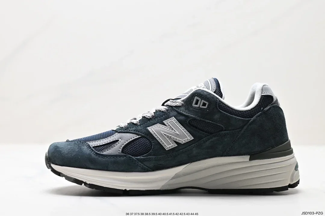 2024 Uomo Donna Ammortizzazione Scarpe Da Passeggio Unisex Jogging Outdoor Training Running Retro Outdoor Sneakers