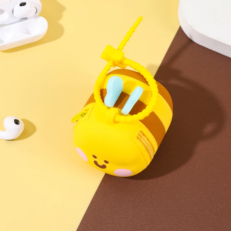 Cute 3D Cartoon Bee Silicone Purse-Soft, Trendy Inner Storage Bag with Smiling Face Design