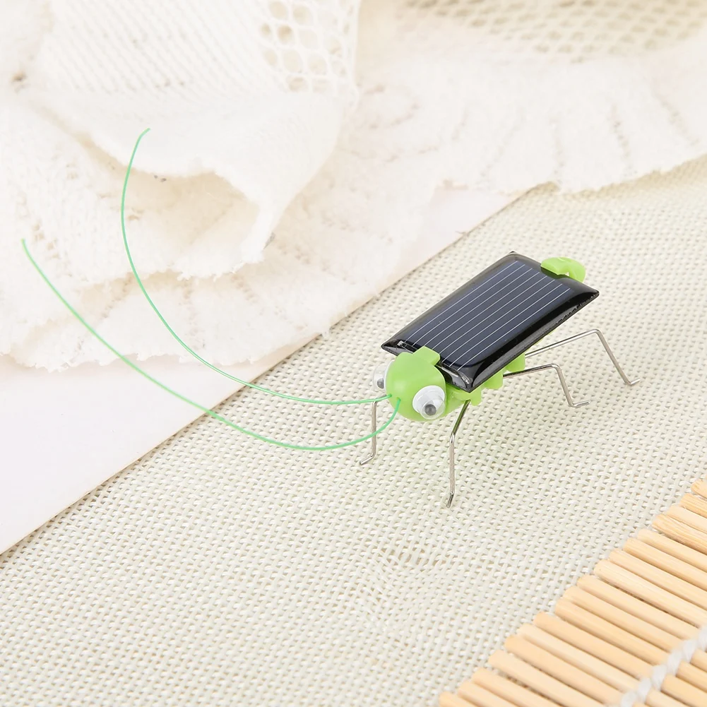 ZK20 Solar Toy Simulation Grasshopper Toy Children's Educational Toys Birthday Gifts